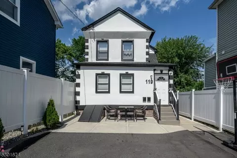 119 Columbus Pl, Roselle Park, NJ 07204