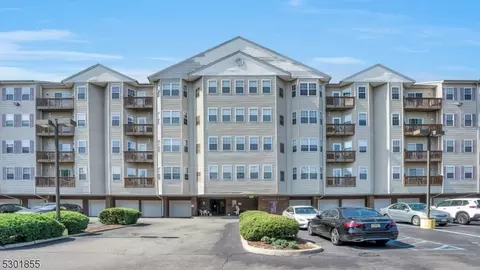 375 Rifle Camp Rd #111, Woodland Park, NJ 07424