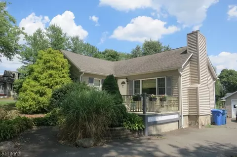 8 High St, Readington Twp, NJ 08887