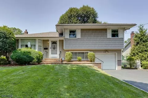 708 Dianne Ct, Rahway, NJ 07065