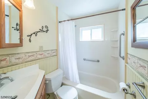 22 Eileen Ct, Wharton, NJ 07885 photo 14