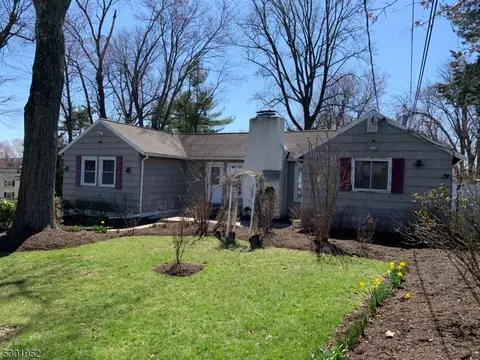 183 W Mount Pleasant Ave, Livingston Twp, NJ 07039