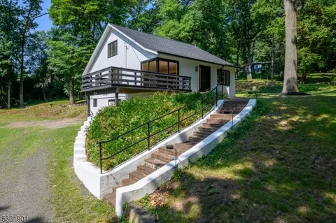 383 Summit Rd, Mountainside, NJ 07092 photo 1