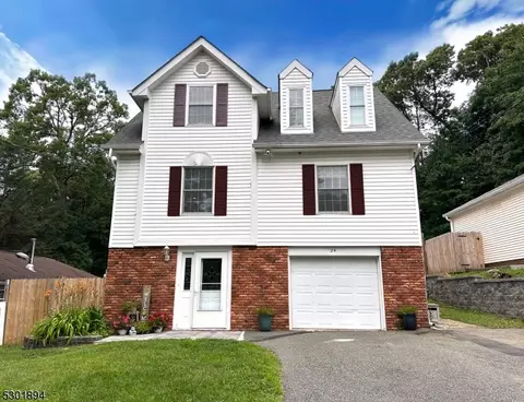24 Highview Ter, Wharton, NJ 07885