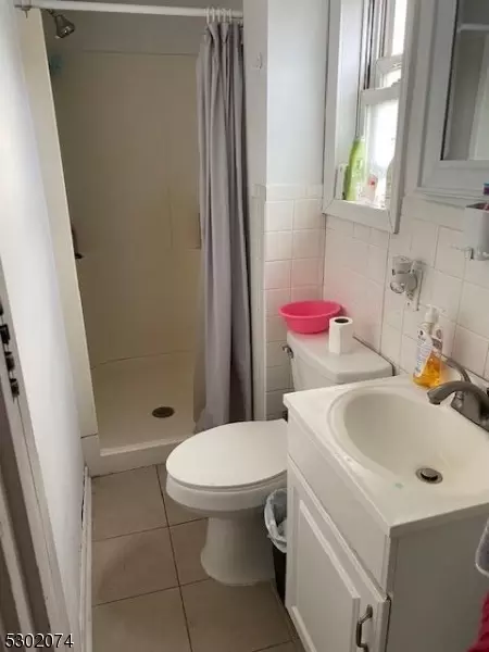 18 Steiner Pl, North Plainfield, NJ 07060 photo 8