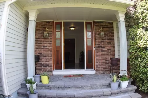 280 Tanglewood Trl, Long Hill, NJ 07933 photo 3