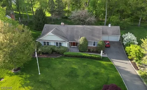 280 Tanglewood Trl, Long Hill, NJ 07933 photo 2