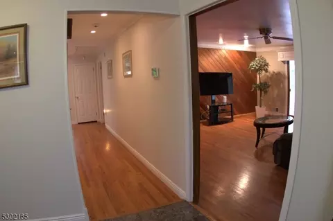 280 Tanglewood Trl, Long Hill, NJ 07933 photo 10