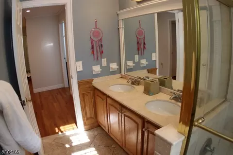 280 Tanglewood Trl, Long Hill, NJ 07933 photo 11