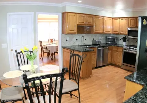 280 Tanglewood Trl, Long Hill, NJ 07933 photo 9