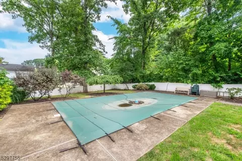 36 Eldorado Dr, Wayne, NJ 07470 photo 32