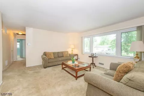 36 Eldorado Dr, Wayne, NJ 07470 photo 7