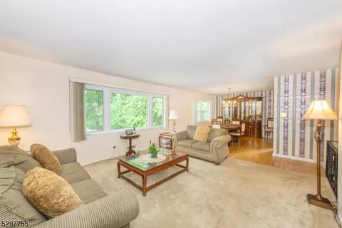 36 Eldorado Dr, Wayne, NJ 07470 photo 6