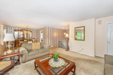 36 Eldorado Dr, Wayne, NJ 07470 photo 8