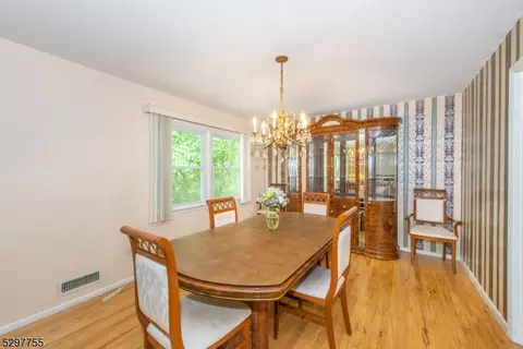 36 Eldorado Dr, Wayne, NJ 07470 photo 11
