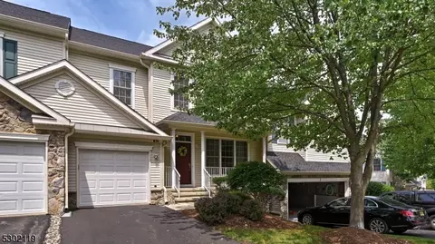 16 Rolling Views Dr, Woodland Park, NJ 07424