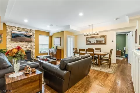 3204 Schindler Ln, Wayne, NJ 07470