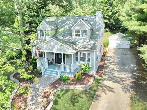 101 Mccoy Rd, Oakland, NJ 07436