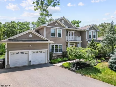 694 Donald Dr, Bridgewater, NJ 08807
