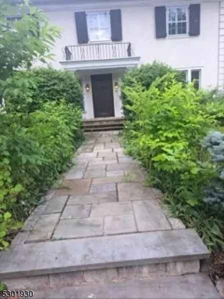 100 E 38th St, Paterson, NJ 07514