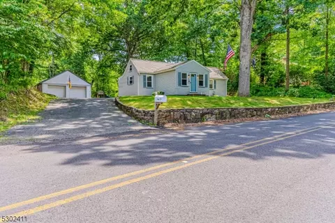 71 Richard Mine Rd, Dover, NJ 07801