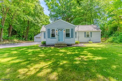 71 Richard Mine Rd, Dover, NJ 07801 photo 2