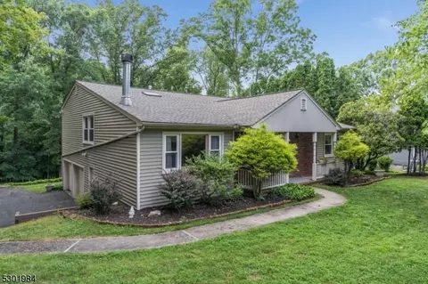 26 Mac Arthur St, High Bridge, NJ 08829