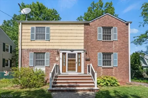 2 Roosevelt Ave, Cranford, NJ 07016