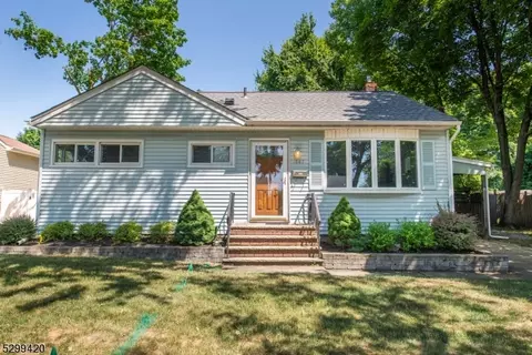 147 Haroldson Pl, Pompton Lakes, NJ 07442