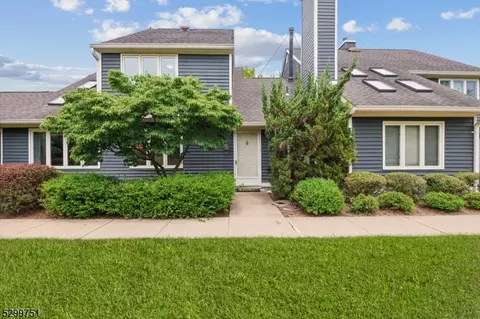 62 Village Dr, Basking Ridge, NJ 07920