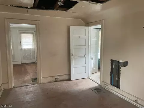 363 Sumner Ave, Plainfield, NJ 07062 photo 14