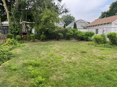 363 Sumner Ave, Plainfield, NJ 07062 photo 10