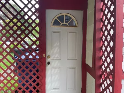 363 Sumner Ave, Plainfield, NJ 07062 photo 13