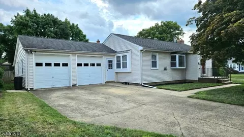 309 N Greasheimer St, Manville, NJ 08835