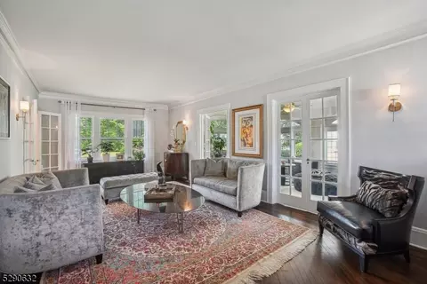 Living - 617 W 8th St, Plainfield, NJ 07060 photo 2 of 2