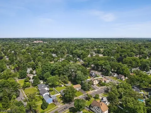 View/Area - 617 W 8th St, Plainfield, NJ 07060 photo 2 of 2