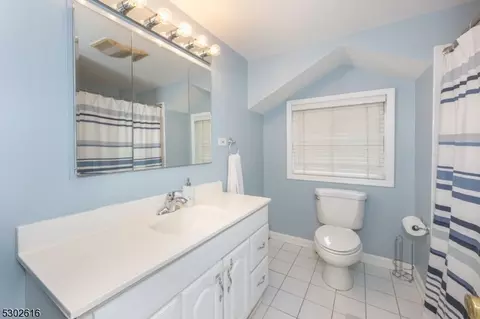 2 Lake Trl, Wayne, NJ 07470 photo 15