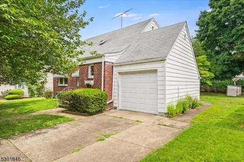 91 Cliff St, Haledon, NJ 07508