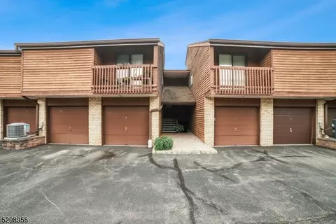 43 Meadowview Dr #43, Annandale, NJ 08801