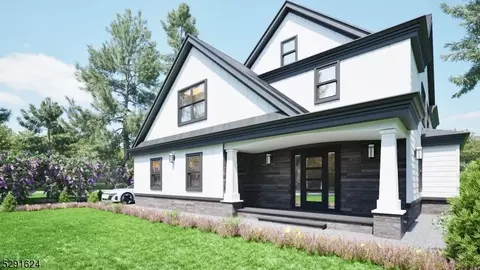 11 Emerald Dr, Hamburg, NJ 07419