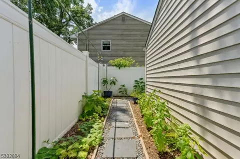 143 Stout Ave, Middlesex, NJ 08846 photo 23