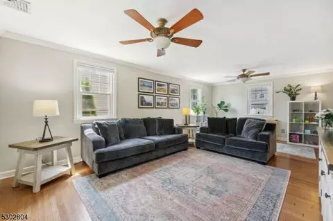 143 Stout Ave, Middlesex, NJ 08846 photo 3
