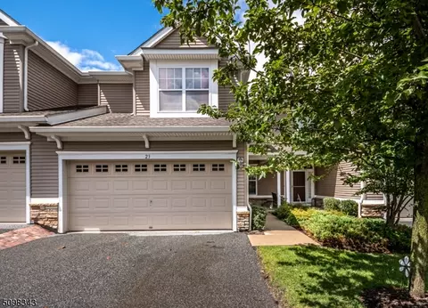 23 Indigo Rd, Hackettstown, NJ 07840 photo 2