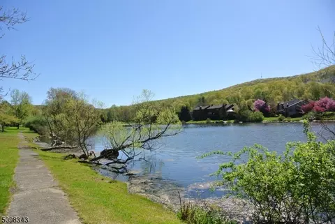 23 Indigo Rd, Hackettstown, NJ 07840 photo 12