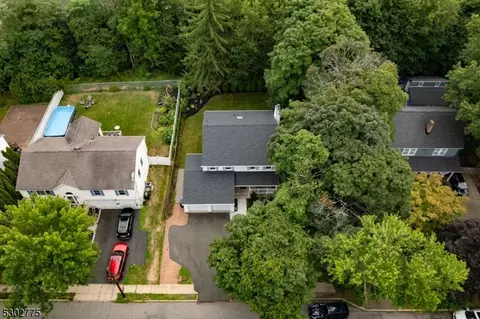 828 Highland Ave, Paramus, NJ 07652 photo 47