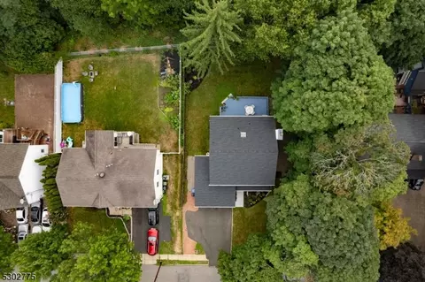 828 Highland Ave, Paramus, NJ 07652 photo 46