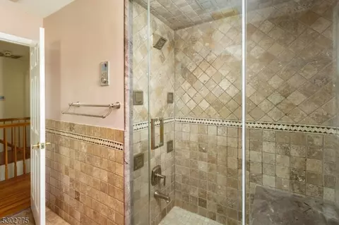 828 Highland Ave, Paramus, NJ 07652 photo 26