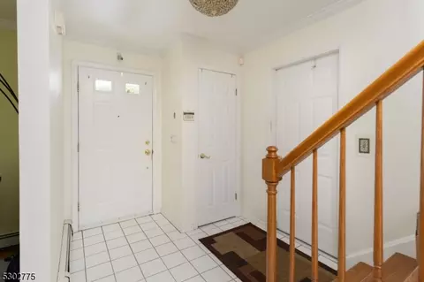 828 Highland Ave, Paramus, NJ 07652 photo 7