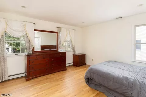 828 Highland Ave, Paramus, NJ 07652 photo 24
