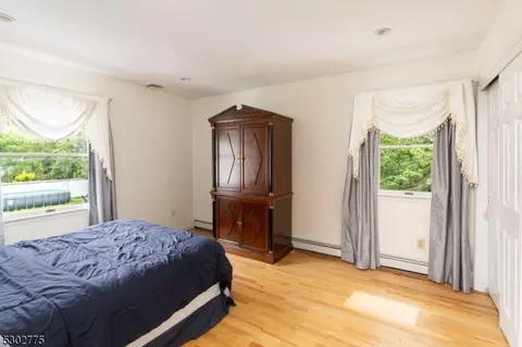 828 Highland Ave, Paramus, NJ 07652 photo 28